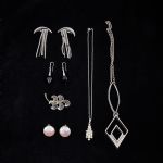 1012 3273 JEWELLERY